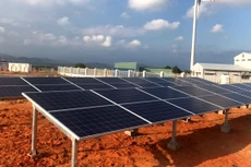 Các dự án năng lượng tái tạo thường có chi phí đầu tư cao, yêu cầu sử dụng đất lớn. Ảnh: Bùi Đức Thịnh