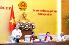 Phó Chủ tịch Quốc hội Phùng Quốc Hiển đề nghị Chính phủ cân nhắc việc sửa đổi, bổ sung một số điều hay sửa đổi toàn bộ Luật Xây dựng. Ảnh: Quang Khánh