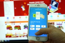 Ví điện tử là lĩnh vực hoạt động có biên lợi nhuận rất thấp nhưng chi phí hoạt động lại rất lớn. Ảnh: Lê Tiên