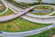 Các nhà thầu Việt Nam, trong đó có nhà thầu tư vấn, cần tranh thủ quãng thời gian chuẩn bị theo lộ trình quy định tại CPTPP để nâng cao trình độ, năng lực. Ảnh: Vũ Long