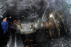 Điểm tin kế hoạch lựa chọn nhà thầu một số gói thầu lớn ngày 11/04