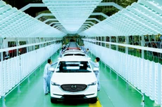 Ngành công nghiệp, đặc biệt là công nghiệp chế biến, chế tạo vẫn đóng vai trò dẫn dắt cho tăng trưởng. Ảnh: Phạm Lựu