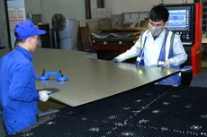 Thu ngân sách nhà nước từ khu vực ngoài quốc doanh năm 2018 tăng 15,8% so với năm 2017. Ảnh: Lê Tiên