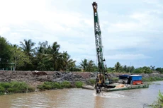 Theo Bên mời thầu, Công ty CP Xây dựng và Đầu tư 419 xác nhận không còn đủ năng lực để tiếp tục thi công xây dựng 3 cầu tại Gói thầu XL07. Ảnh Ban Thủy lợi 10