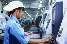 Đà tăng trưởng kinh tế sẽ không thể lâu dài nếu thiếu tính bền vững. Ảnh: Lê Tiên
