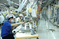Phát triển công nghiệp hỗ trợ vẫn là yêu cầu cấp thiết để thúc đẩy xuất khẩu. Ảnh: Lê Tiên