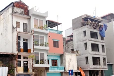 Mặc dù tình hình vi phạm trật tự xây dựng có giảm nhưng còn ở mức cao, gây ra những bức xúc trong dư luận. Ảnh: Tường Lâm