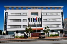 Công ty Điện lực Cà Mau đã chỉ định nhà thầu khác tiếp tục thực hiện Gói thầu số 15. Ảnh: Việt Dũng