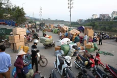 Không dễ thu thập thông tin từ các đối tượng hoạt động kinh tế ngầm và kinh tế bất hợp pháp. Ảnh: Tiên Giang