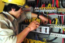 Điểm tin kế hoạch lựa chọn nhà thầu một số gói thầu lớn ngày 20/02