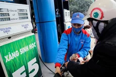 Xăng sinh học E5 RON 92 bán đại trà trên thị trường từ đầu năm 2018.