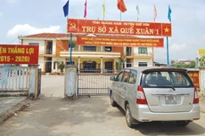 Lãnh đạo UBND xã Quế Xuân 1 cho rằng, một số nhà thầu không có năng lực nên cán bộ Xã đã không bán HSMT cho họ 