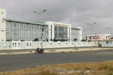 Gói thầu Tư vấn giám sát thi công xây dựng và lắp đặt thiết bị công trình Bệnh viện Đa khoa huyện Duyên Hải (tỉnh Trà Vinh) thuộc dự án do Sở Y tế Trà Vinh làm chủ đầu tư. Ảnh: st