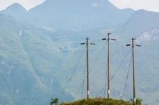 Sông Đà Hoàng Long gom thêm cổ phiếu Điện Tây Bắc