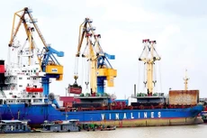 Lợi nhuận sau thuế chưa phân phối lũy kế đến cuối năm 2017 của Vinalines là âm 3.253 tỷ đồng. Ảnh: Quang Tuấn