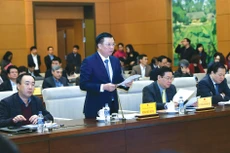 Bộ trưởng Bộ Tài chính Đinh Tiến Dũng phát biểu tại buổi làm việc. Ảnh: Quang Hiếu