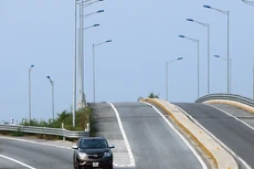Việc liên tục phải gia hạn thời điểm đóng thầu với tần suất cao đặt ra nhiều vấn đề về năng lực của bên mời thầu. Ảnh: Nhã Chi