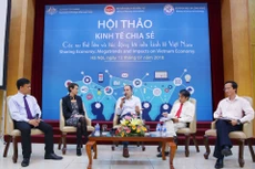 Lúng túng trong cách thức quản lý mô hình mang tính chất kinh tế chia sẻ làm ảnh hưởng đến quyền lợi và nghĩa vụ của các bên tham gia cung cấp dịch vụ. Ảnh: Lê Tiên