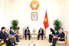 Thủ tướng Nguyễn Xuân Phúc tiếp ông Dongjin Koh, Tổng giám đốc điều hành Tập đoàn Samsung Ảnh: Hiếu Nguyễn