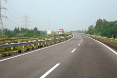 Bộ Xây dựng đề nghị Tuyên Quang rà soát suất vốn đầu tư phần đoạn tuyến cao tốc Tuyên Quang - Phú Thọ. Ảnh: Lê Gia Khoa