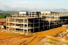 Thanh tra phát hiện có 2 gói thầu thuộc Dự án Đầu tư xây dựng công trình Bệnh viện II Lâm Đồng được nghiệm thu, thanh toán chưa đúng với thực tế thi công. Ảnh: Đoàn Kiên