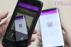 Một số ngân hàng thương mại đã chuyển đổi mô hình hoạt động, kinh doanh và sản phẩm, dịch vụ theo hướng số hóa thực thụ. Ảnh: Hoàn Vinh