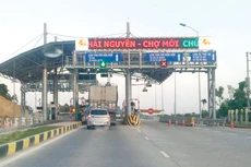 Nhà đầu tư chỉ được thu giá dịch vụ sử dụng đường bộ tại Trạm Km72+930 thay vì 2 trạm theo phương án hoàn vốn Dự án