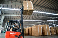 Hệ thống e-Marketplace được đề xuất thí điểm trong giai đoạn 2018 - 2019 đối với một số mặt hàng, trong đó có các mặt hàng mua sắm tập trung cấp quốc gia. Ảnh: Quang Tuấn