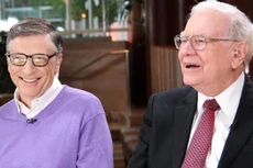 Hai tỷ phú Bill Gates (trái) và Warren Buffett - Ảnh: CNBC.