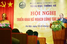 Thủ tướng yêu cầu nghiên cứu, áp dụng chuẩn mực quốc tế, chuẩn hóa quy trình và ứng dụng công nghệ hiện đại vào ngành thống kê. Ảnh: Lê Tiên