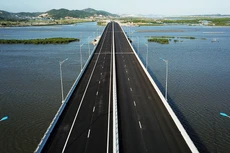 Tuyến cao tốc Hạ Long - Hải Phòng và cầu Bạch Đằng chính thức thông xe, đưa vào hoạt động từ ngày 1/9/2018. Ảnh: Đỗ Giang
