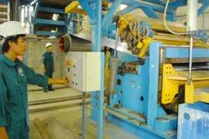 Hầu hết các tập đoàn, tổng công ty nhà nước khi thực hiện cổ phần hóa giai đoạn 2011 - 2015 đều không tính giá trị lợi thế quyền thuê đất vào giá trị DN. Ảnh: Tiên Giang