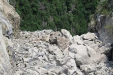 Công nhận kết quả trúng đấu giá quyền khai thác khoáng sản mỏ đá vôi Phja Càng, xã Văn Minh, huyện Na Rì, tỉnh Bắc Kạn