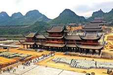 UBND tỉnh Gia Lai đang đề xuất cho doanh nghiệp khai thác đá làm vật liệu thi công các hạng mục công trình chùa Tam Chúc