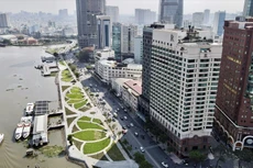 Tàu cao tốc dừng khai thác tại công viên bến Bạch Đằng