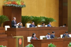 Phó Chủ tịch Quốc hội Nguyễn Đức Hải điều hành phiên họp sáng 1/11/2023