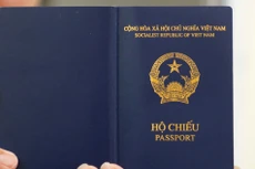 Cấp hộ chiếu phổ thông có gắn chíp điện tử từ ngày 1/3/2023