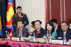 Chủ tịch Quốc hội Vương Đình Huệ dự phiên họp Ban Chấp hành AIPA-44