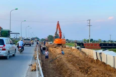 Gói thầu số 06 Thi công xây dựng + bảo hiểm công trình là gói thầu chính của Dự án Đường từ Quốc lộ 10 đi Khu du lịch Hải Tiến, huyện Hoằng Hóa, tỉnh Thanh Hóa (giai đoạn 1. Ảnh minh họa: Nhã Chi