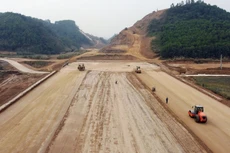 Bộ GTVT yêu cầu việc lựa chọn nhà thầu với các gói thầu còn lại của dự án cao tốc Bắc-Nam giai đoạn 2 phải tuân thủ các quy định pháp luật. Ảnh minh họa