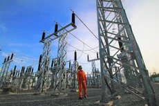 Thường xuyên kiểm vận hệ thống điện vận hành hành an toàn, liên tục để đảm bảo cấp điện trong mùa nắng nóng.