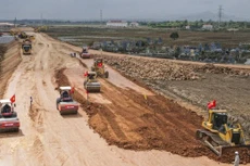 48 dự án giao thông chưa hoàn thành trong năm 2022 do nhiều yếu tố khách quan. Ảnh minh họa