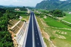 Chuyển mục đích sử dụng đất để thực hiện dự án đường giao thông. Ảnh minh họa