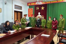 Công an tỉnh Hà Giang công bố các lệnh tố tụng. Ảnh: Báo Hà Giang.