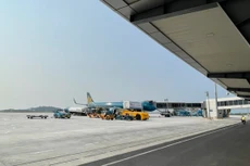 Cảng hàng không quốc tế Cam Ranh đưa vào khai thác dự án cải tạo, nâng cấp sân đỗ máy bay