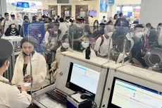 Cục Hàng không Việt Nam sẽ thí điểm quét vân tay, nhận diện khuôn mặt khi hành khách làm thủ tục đi máy bay