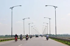 Gói thầu Thi công xây dựng hệ thống điện chiếu sáng thuộc Dự án XD đường vành đai TP. Đà Lạt...liên tục bị kiến nghị điều chỉnh một số tiêu chí chưa phù hợp quy định. Ảnh chỉ mang tính minh họa: Tường Lâm