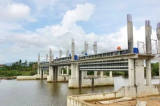 Dự án Đầu tư xây dựng công trình Đập ngăn mặn Bình Nguyên và Bình Phước vừa được thời gian hoàn thành sang năm 2024. Ảnh: Báo Quảng Ngãi