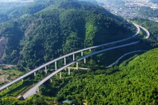 Một đoạn cao tốc Nội Bài - Lào Cai