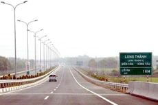 Đoạn tuyến đường cao tốc Long Thành-Dầu Giây. Ảnh: TTXVN